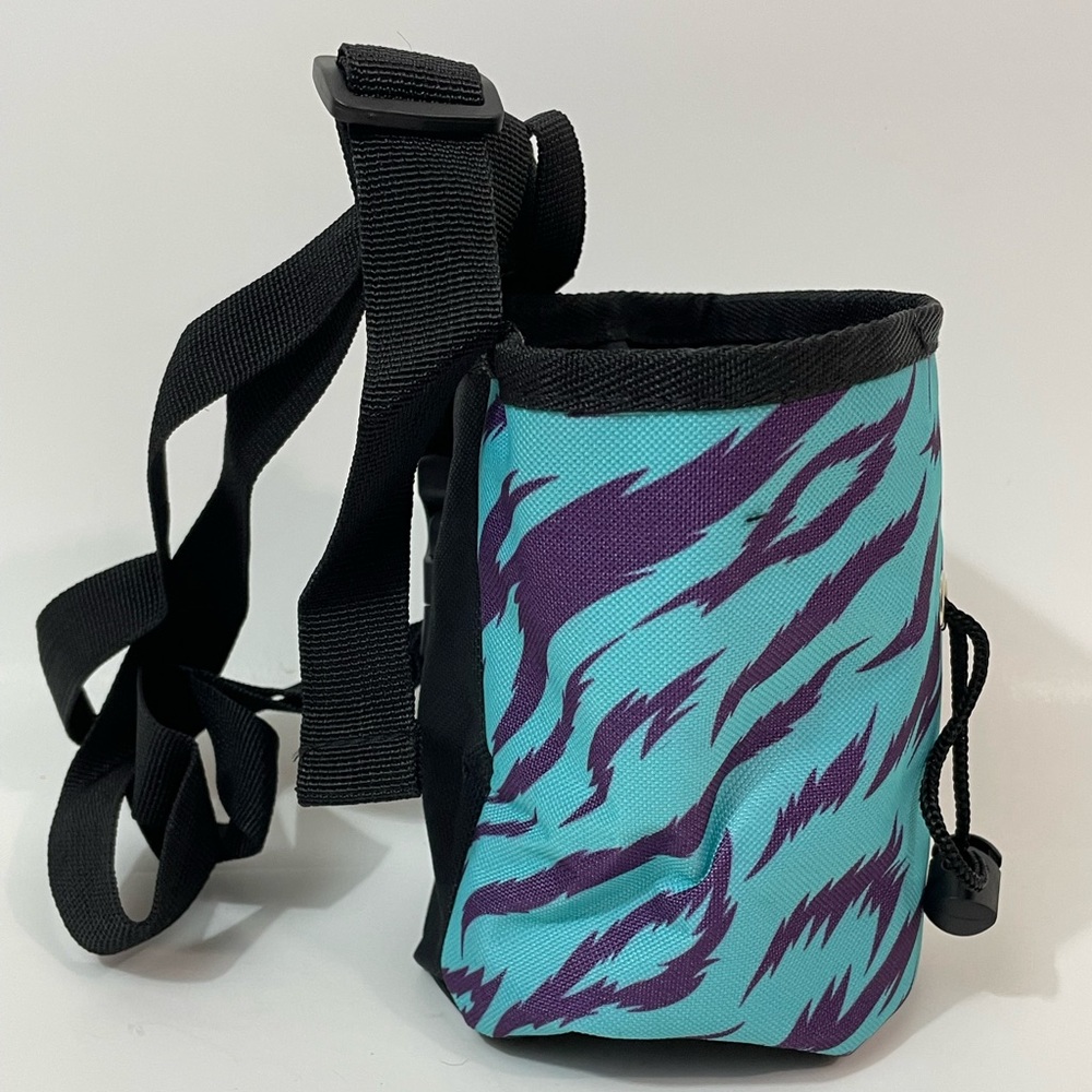 NEW ** Chalk bag, includes chalk